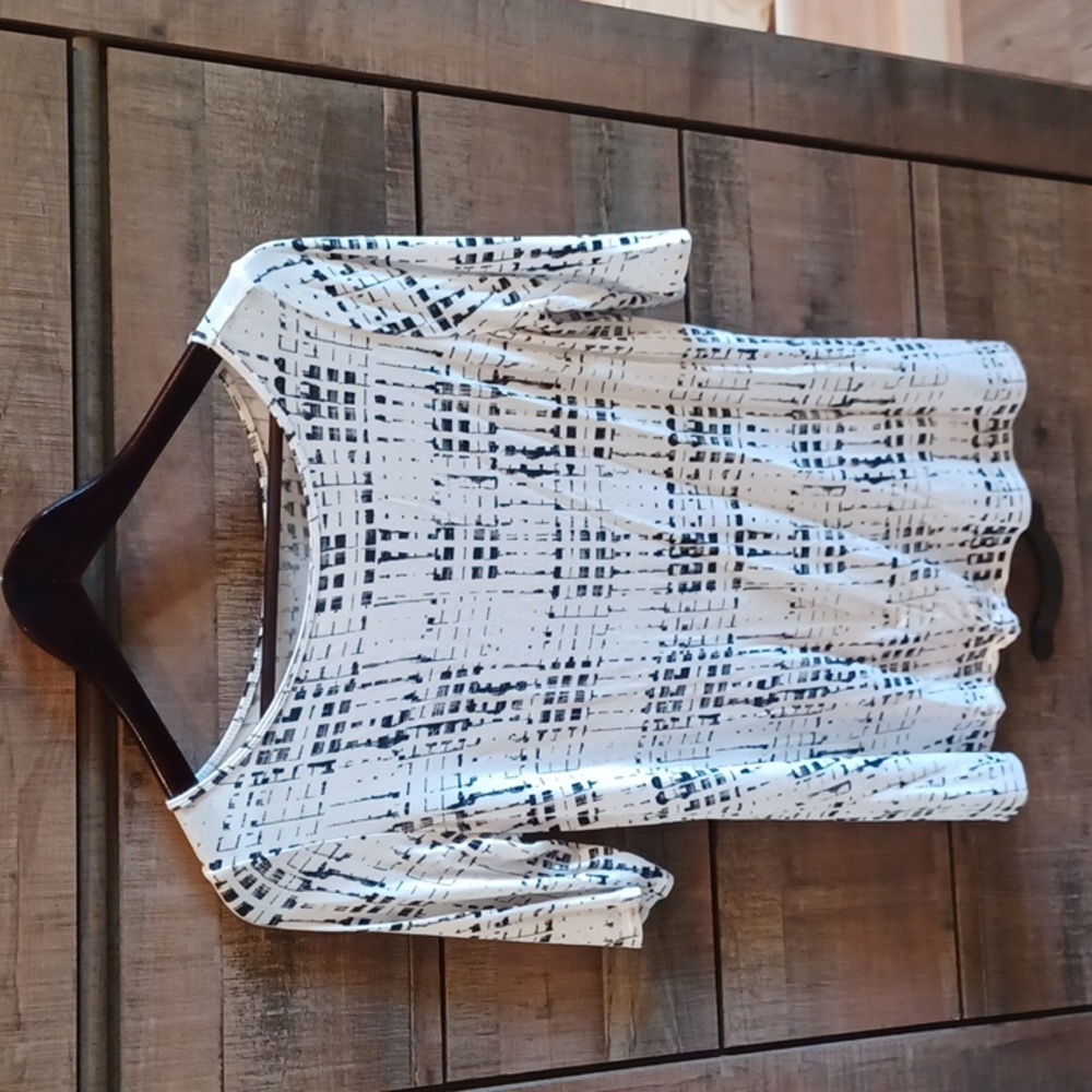 Apt 9 elbow length  top
